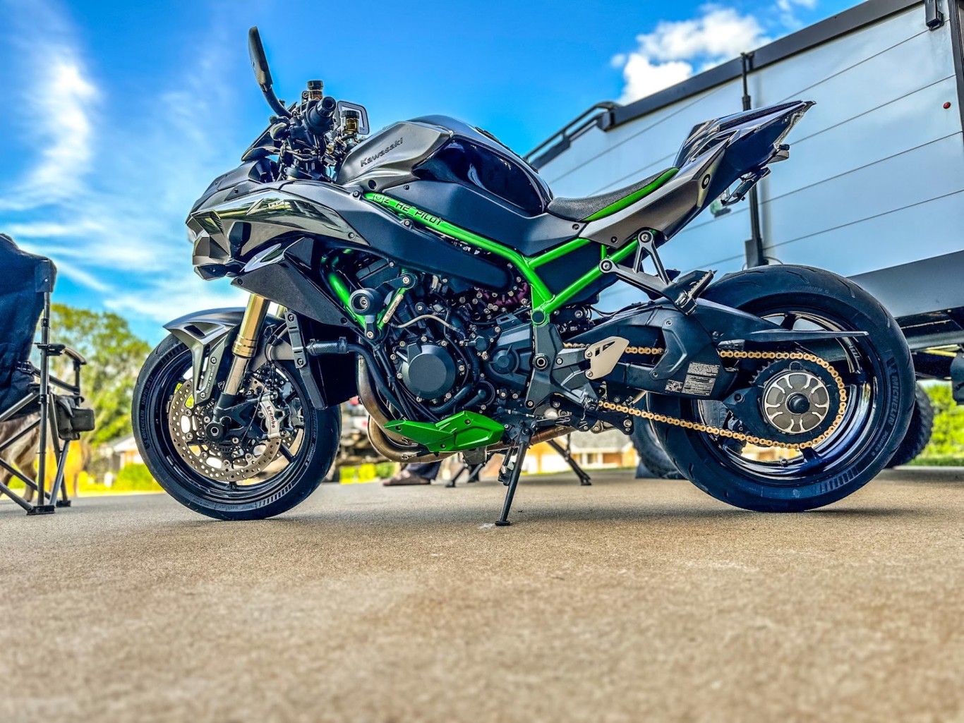 Anyone fitted a single sided swingarm ? - page 4 - Modifications