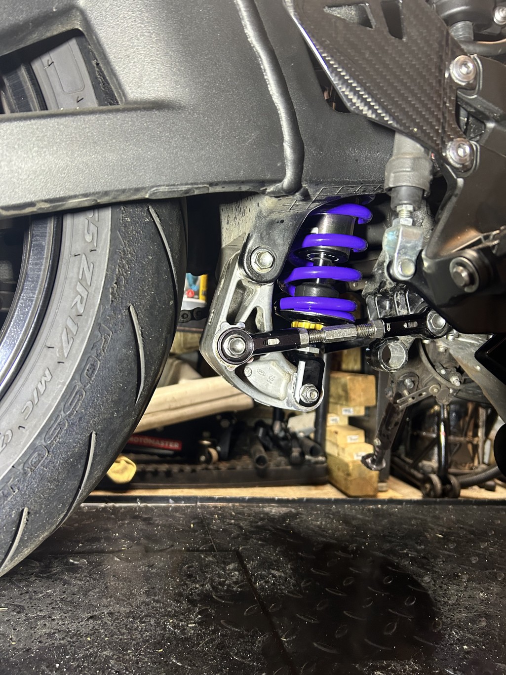 Hyperpro rear shock - Suspension, Set-up and Modifications